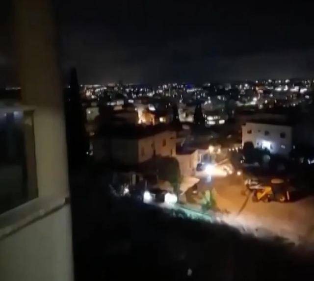 皇冠登3代理申请_突发：以色列遭袭