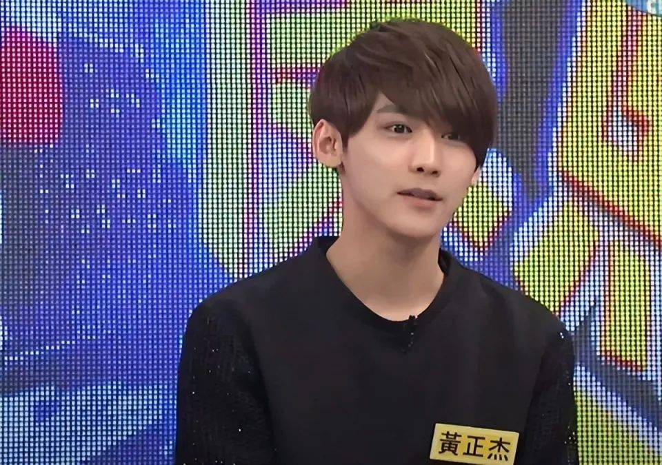 皇冠信用网登1
_突传讣告！31岁男星黄正杰去世皇冠信用网登1
，两天前还曾录制跳舞视频，母亲透露死因及遗言