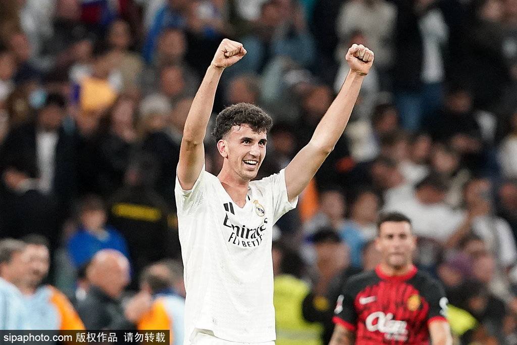 皇冠信用網出租_西甲-姆巴佩破门小将拉蒙读秒绝杀 皇马2-1落后巴萨4分